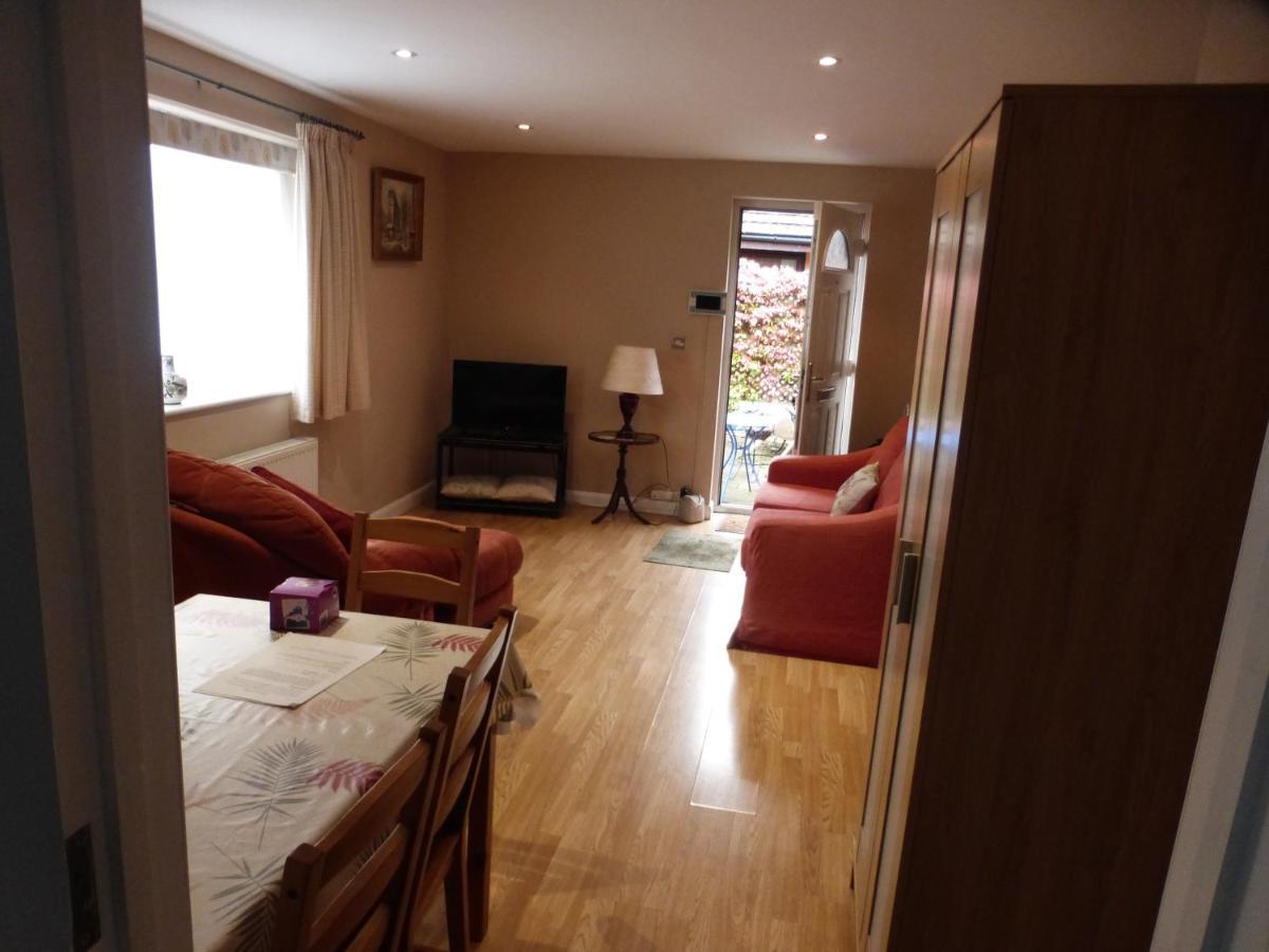 Self-Contained Private Apartment Barnet Extérieur photo