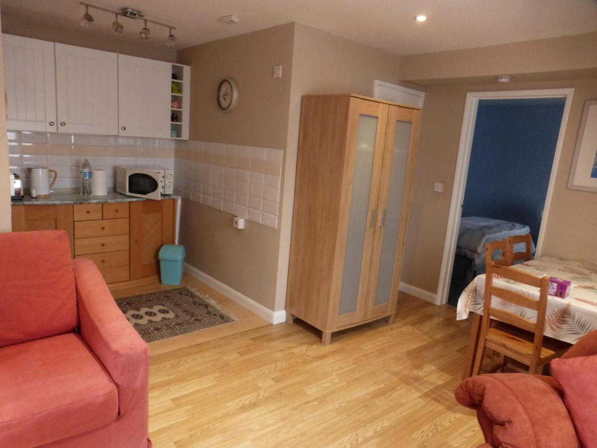 Self-Contained Private Apartment Barnet Extérieur photo